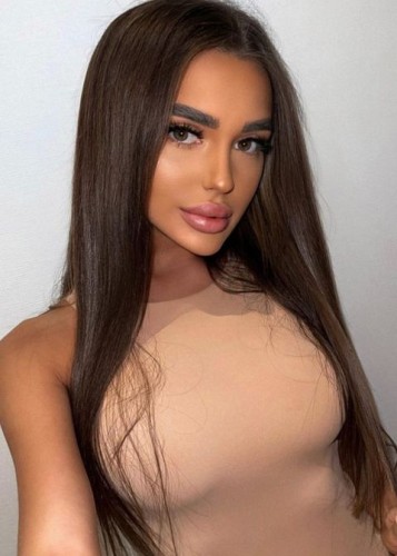 Милана, Г. Колпино