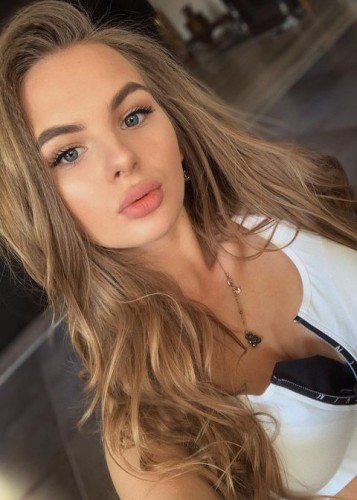 Полина, Г. Колпино