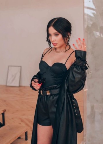 Сандра, Г. Колпино